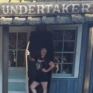 Meet your Posher, Caitlyn